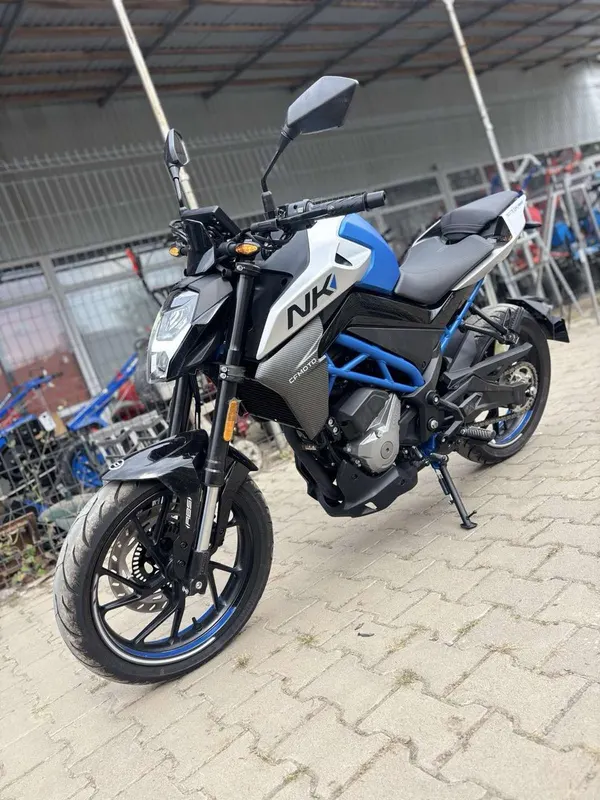 Мотоцикл CFMOTO 300NK