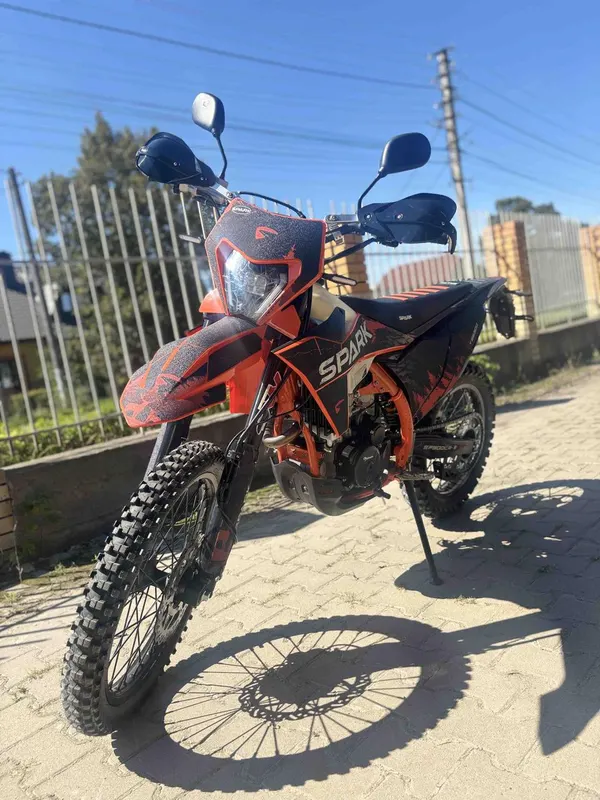 Мотоцикл Spark SP300CR-8