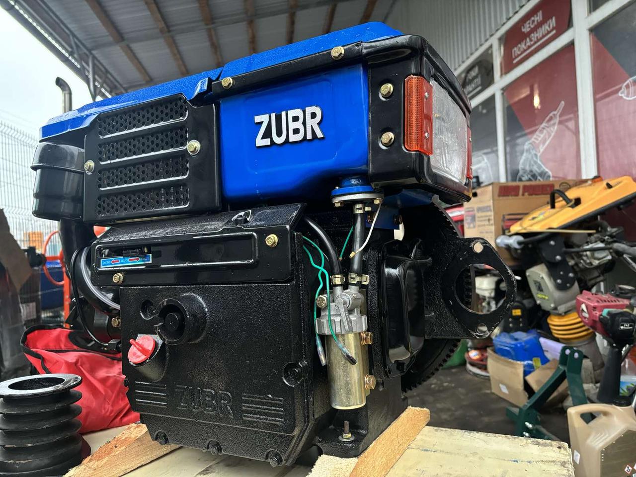 Двигун дизельний ZUBR R190N 10 к.с.