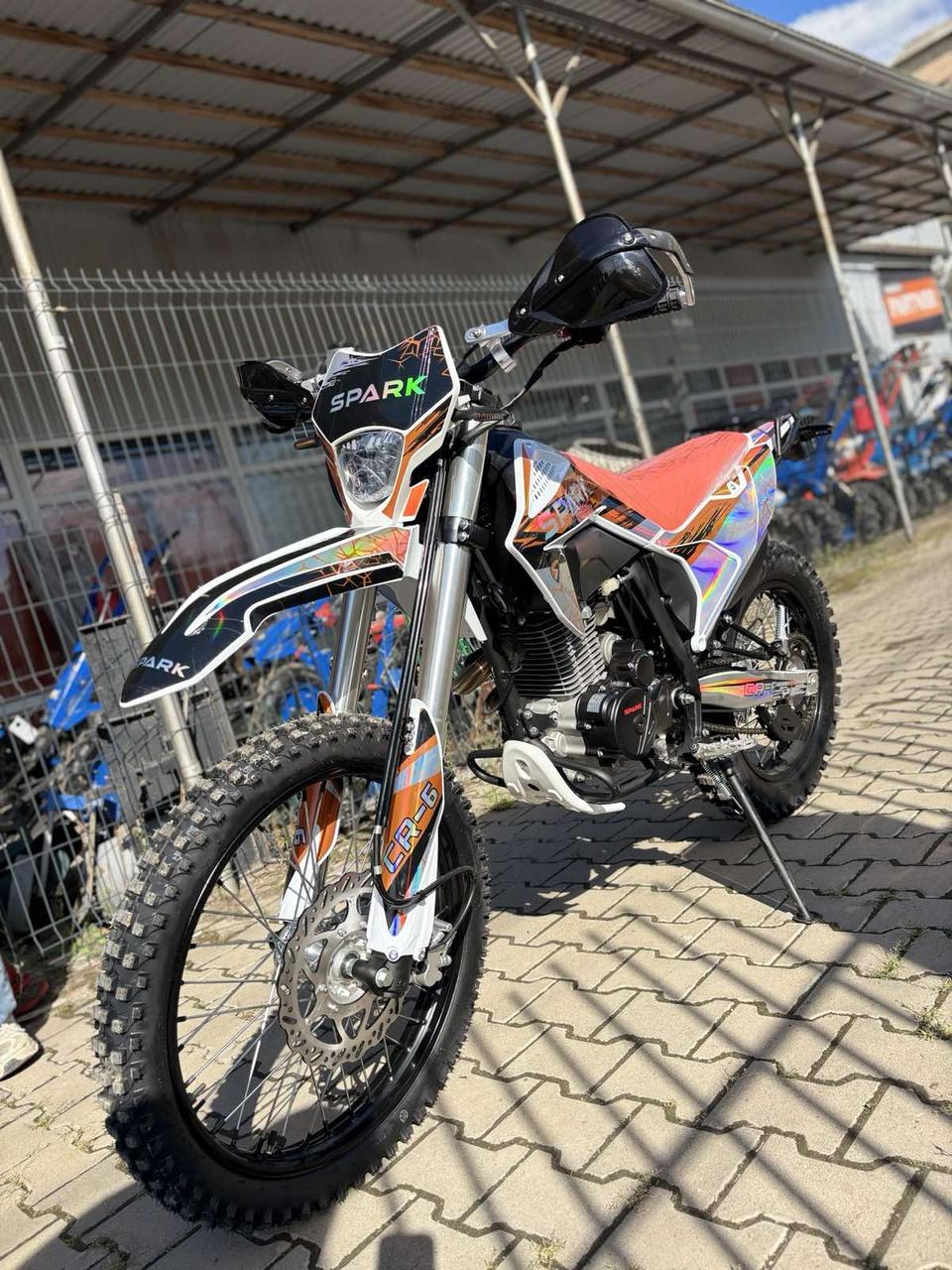 Мотоцикл Spark SP300СR-6