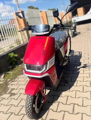 Електроскутер Crosser CR-13 2500W 76.8V 30Ah